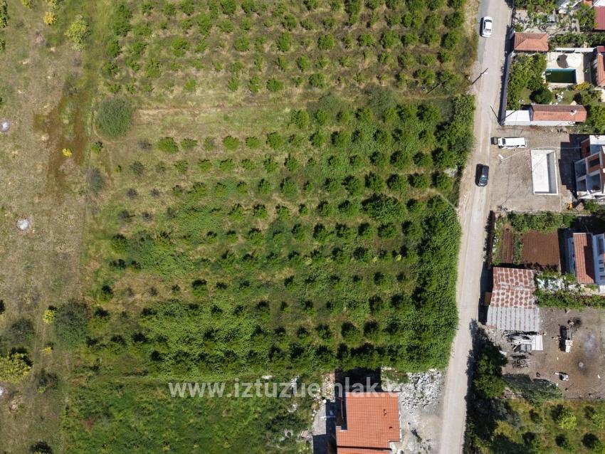 Grundstück Zum Verkauf In Okçular, 1050 M², Im Wohngebiet Des Dorfes.