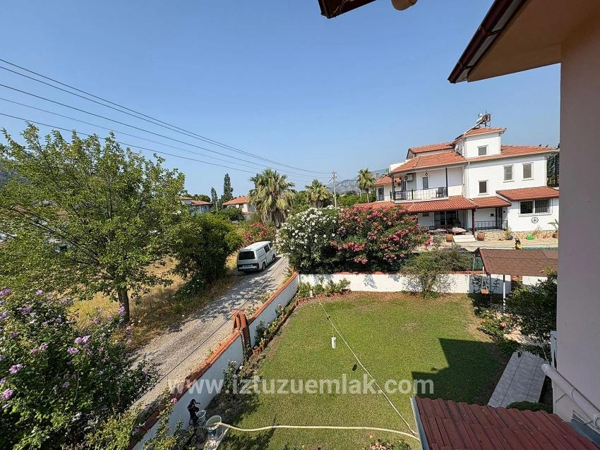 Zweistöckiges Haus Auf Einem 514 M² Großen Grundstück In Okçular Zu Verkaufen.