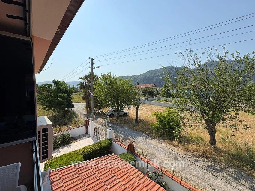Zweistöckiges Haus Auf Einem 514 M² Großen Grundstück In Okçular Zu Verkaufen.