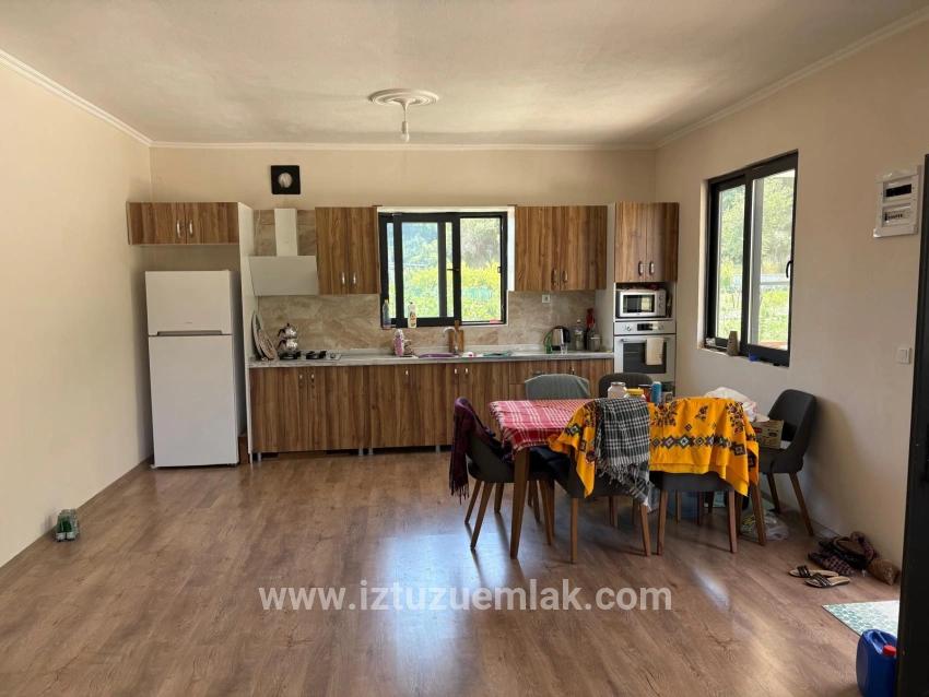 Freistehendes Holzhaus Mit 120 M² Wohnfläche Auf Einem 2500 M² Großen Grundstück In Der Gegend Von Dalyan Karadağ