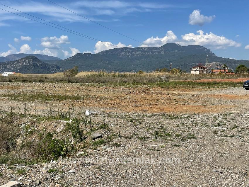 19.600 M² Großes Grundstück Zum Verkauf, Direkt An Der Straße Dalyan Iztuzu Beach Gelegen.
