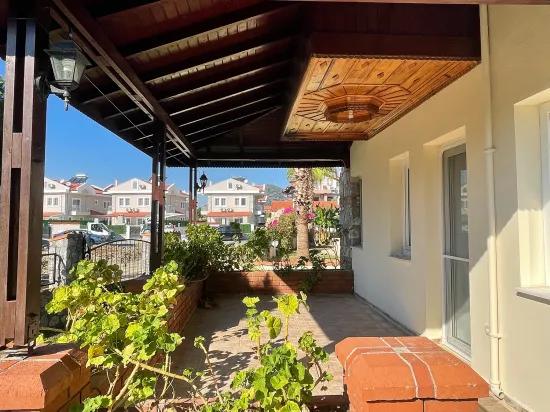 3+1 Villa Zum Verkauf Auf Einem Grundstück In Dalyan