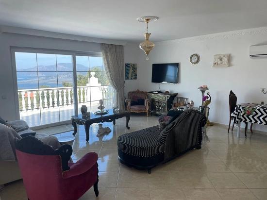 Vip-villa In Gökbel Zu Verkaufen, Auf Einem 5000 M² Großen Grundstück Mit Freiem Meerblick.