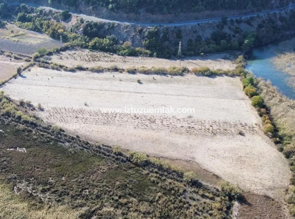 3210M2 2B Grundstück Zum Verkauf Am See In Çandır