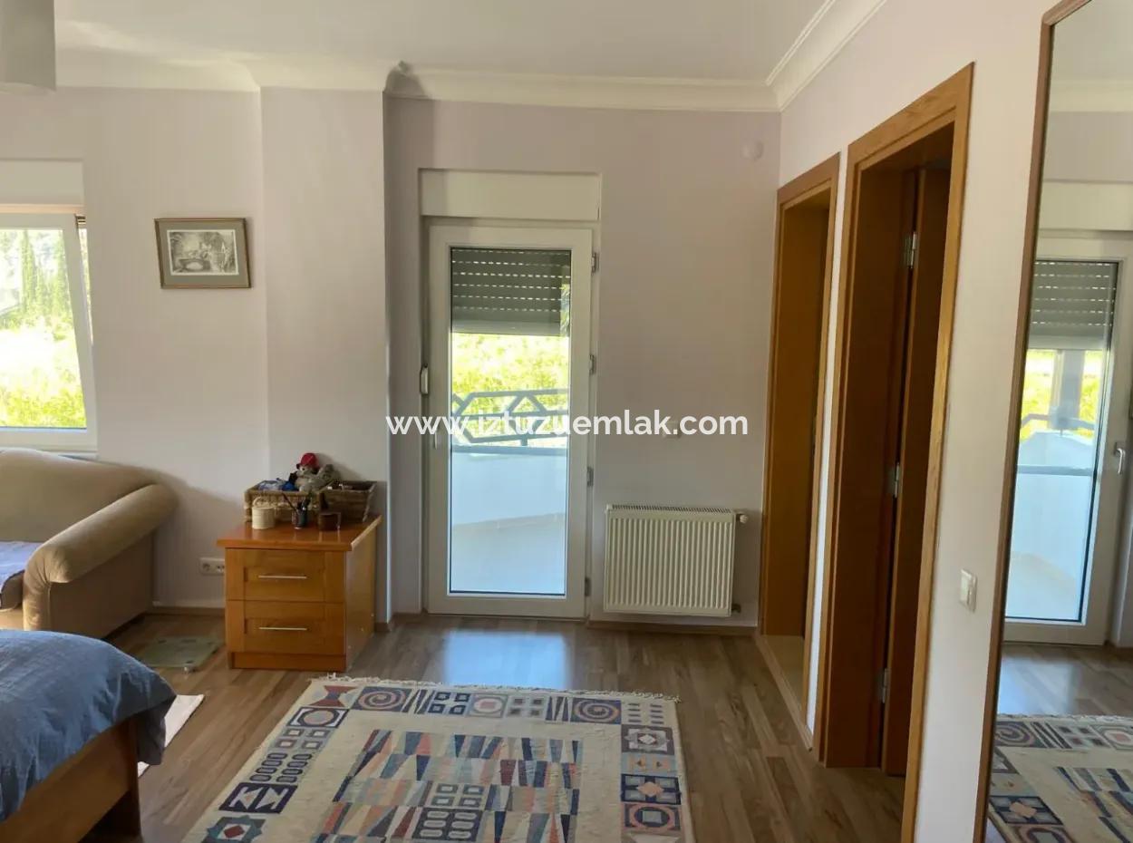 4 2 Villen Zum Verkauf Auf Einem Grundstück Von 6000M2 In Dalyan Gulpinar