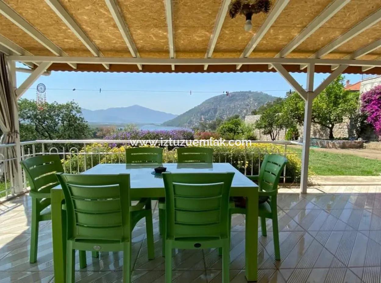 4 2 Villenhäuser Zum Verkauf Mit Meerblick In Çandır