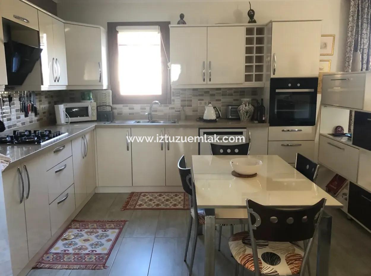 Villa Zum Verkauf Freistehend Für 501M2 Grundstück In Dalyan