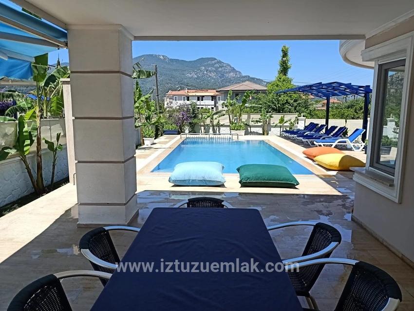 4+1 Bedroom Villa For Sale in Dalyan Nbh. Ortaca - 573 m²