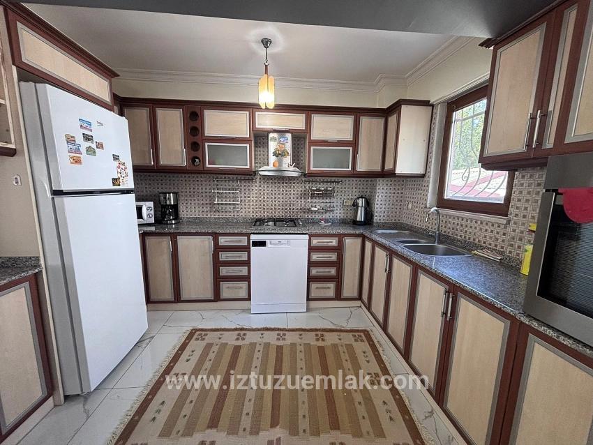 5+1 Villa For Sale On A 301m2 Plot In Dalyan