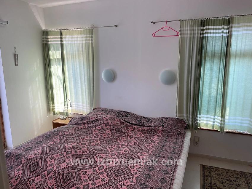 Detached Single-story House For Sale On A 2882 M2 Plot In Eskiköy.