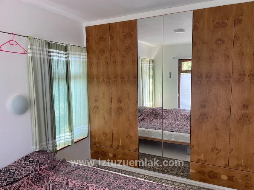 Detached Single-story House For Sale On A 2882 M2 Plot In Eskiköy.