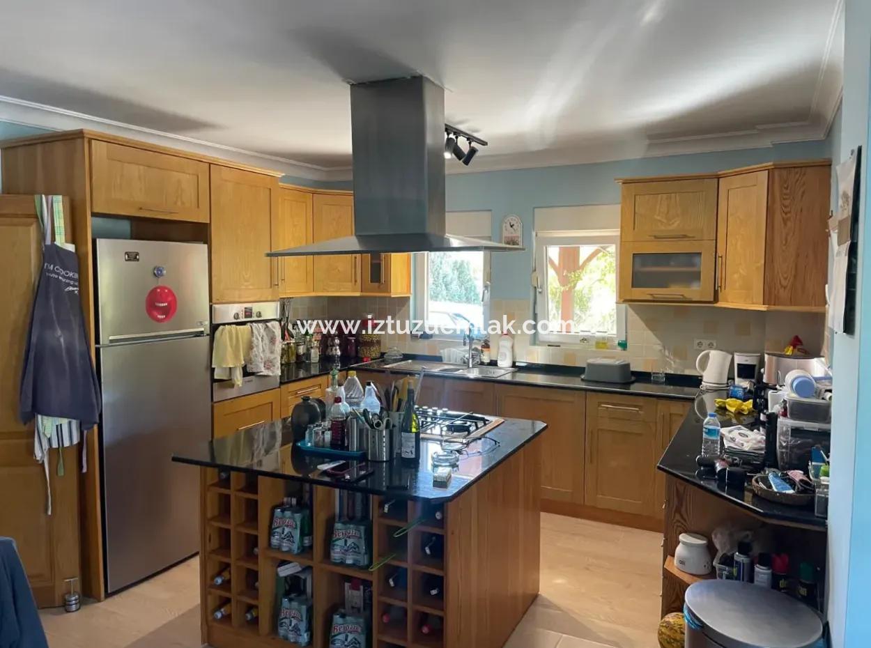 4 2 Villas For Sale In A Plot Of 6000M2 In Dalyan Gulpinar