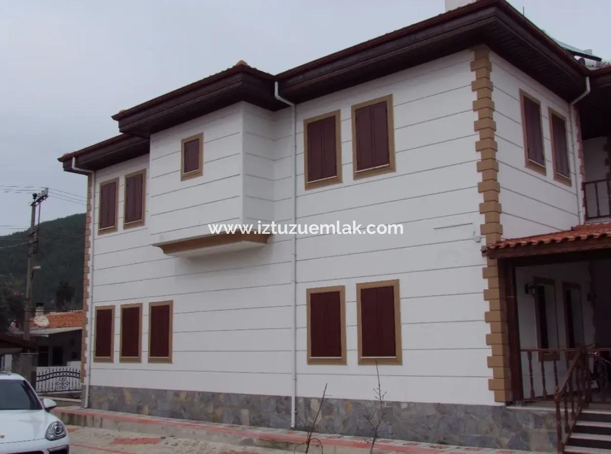 Plot 4 Sale In La Luxury Villa For Sale In Urla Within 1078M2 Custom Made Villa 1