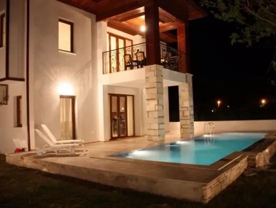 For Sale Luxury Villa In Plot Of 388M2 In 4 1 For Sale Bargain Villa For Sale Made