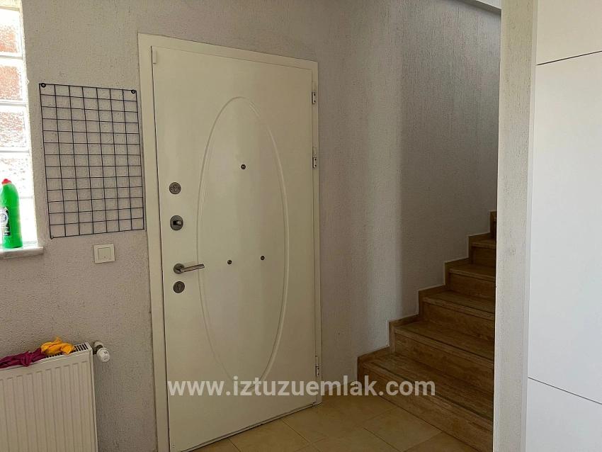 Угловой Участок, 600 М2, Вилла 3+1, Продается В Дальяне.