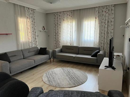 Угловой Участок, 600 М2, Вилла 3+1, Продается В Дальяне.