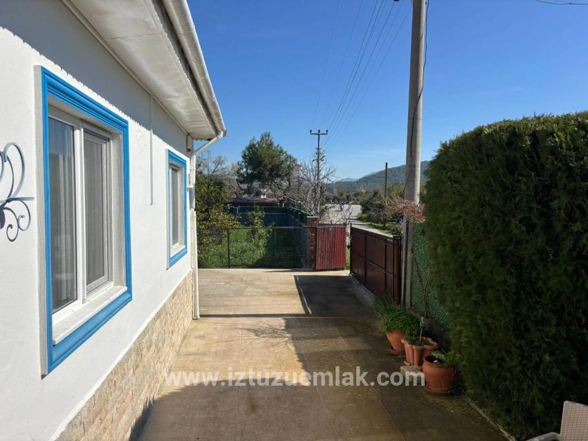 Okçular'da 459m2 Arsa İçerisinde 2+1 Satılık Tek Katlı Ev