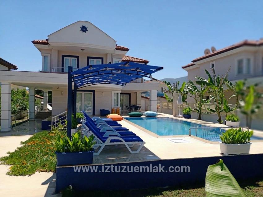 Dalyan Gülpınar 573m2 İçerisinde Satılık 4+1 Villa