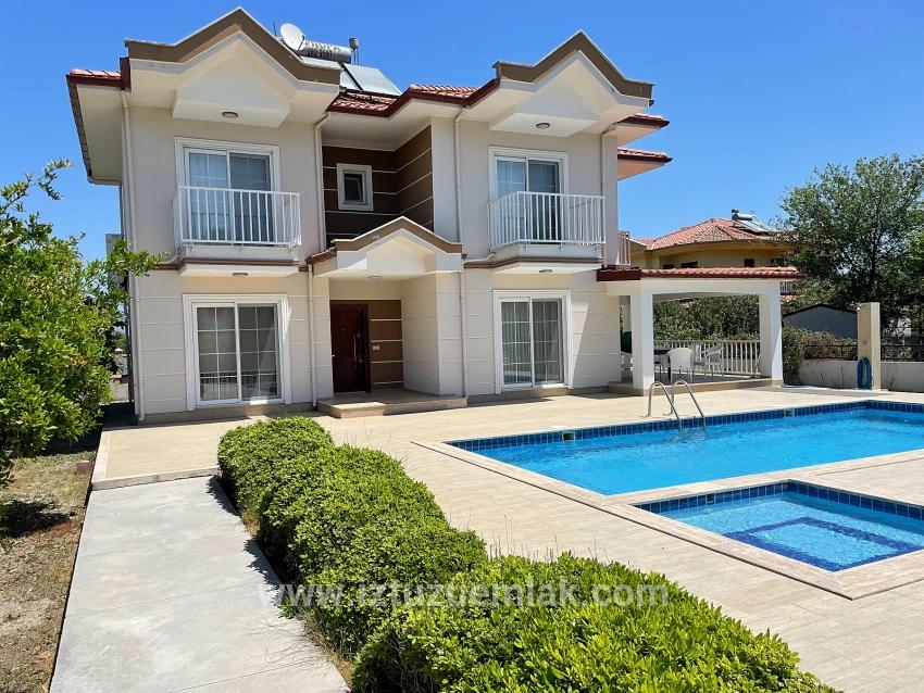 Dalyan Gülpınar'da 579m2 Arsa İçerisinde 4+1 Satılık Villa