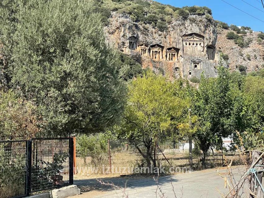 Çandır'da Kanala Sıfır 2765m2 Satılık Müstakil Ev