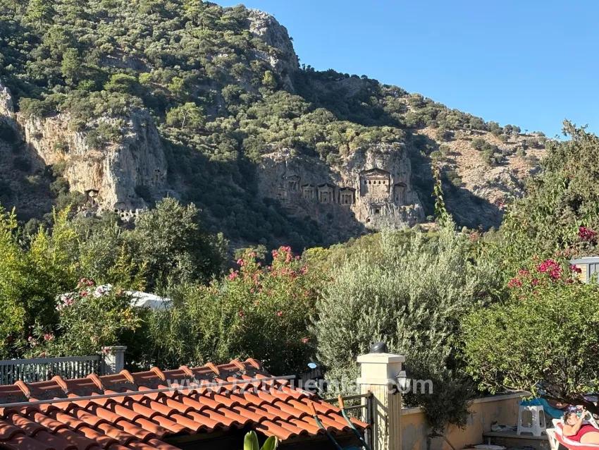 Ortaca Dalyan Mah. Satılık 4+2 Villa - 200 m²