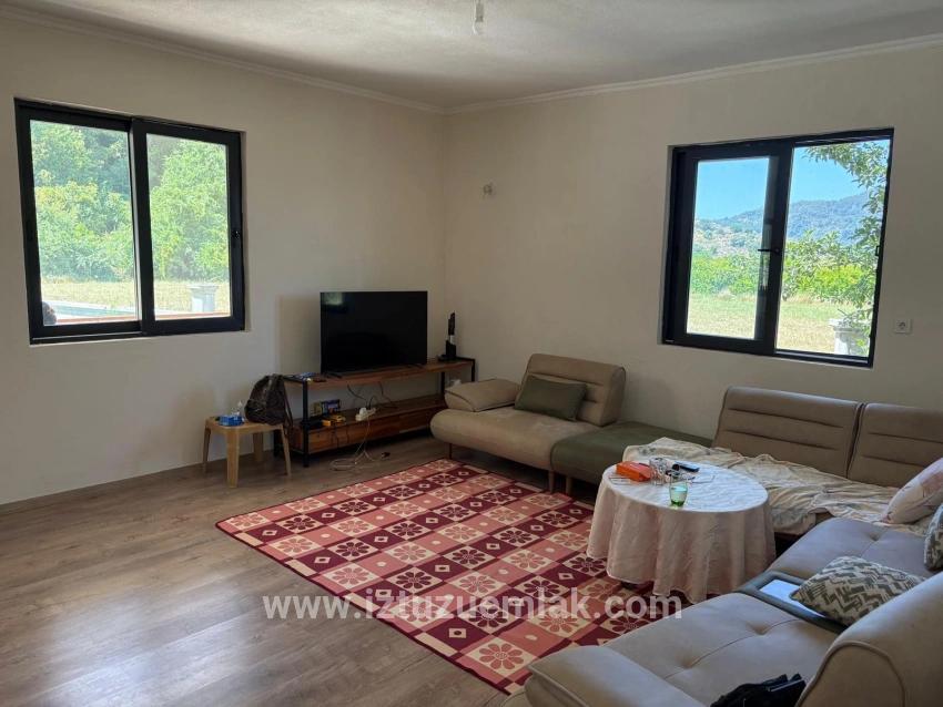 Dalyan Karadağ Mevkiinde 2500m2 Tarla İçerisinde 120m2 Müstakil Ahşap Ev
