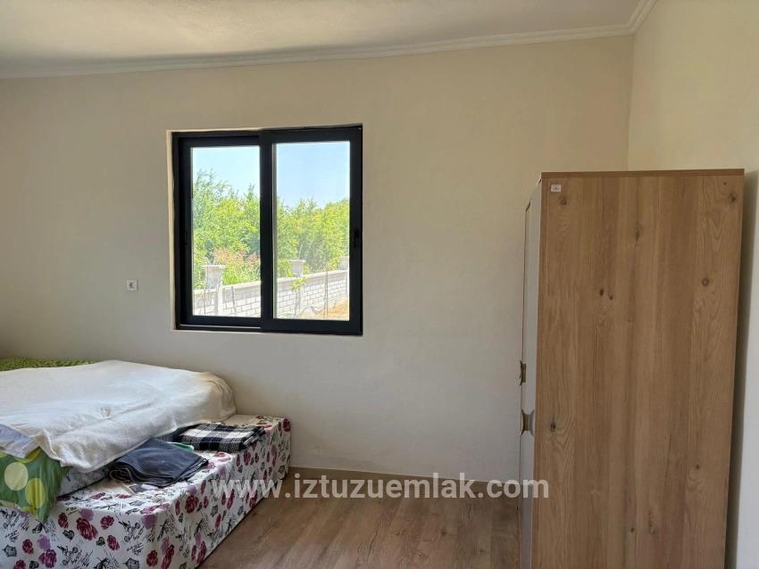 Dalyan Karadağ Mevkiinde 2500m2 Tarla İçerisinde 120m2 Müstakil Ahşap Ev
