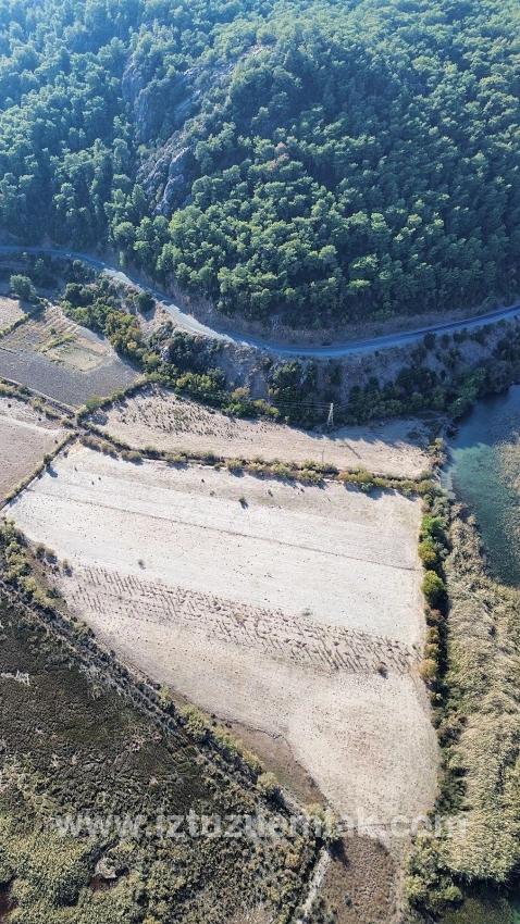 Çandır'da Göle Sıfır 3210m2 Satılık 2b Arazisi