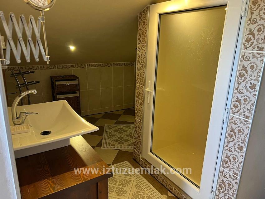 Dalyan Gülpınar'da 580m2 Arsa İçerisinde Satılık Taş Villa