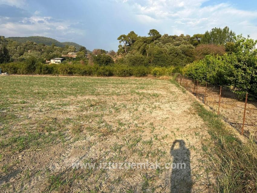 Çandır'da Köy Yerleşik Alanı İçerisinde Rızai-taksimli 1160m2 Satılık Arsa