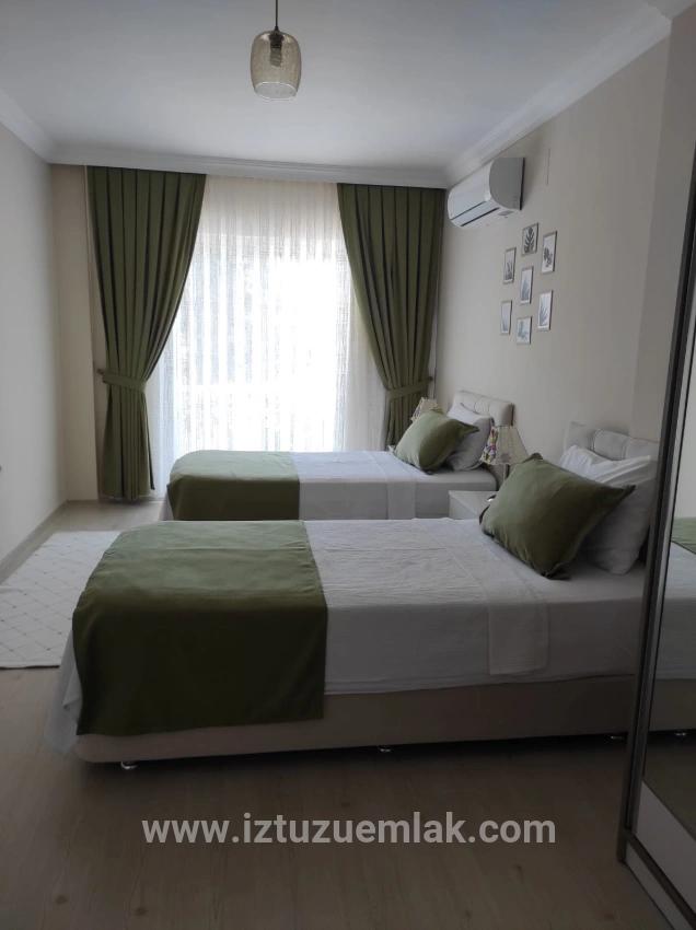Dalyan Gülpınar'da Köşebaşı 545m2 Arsa İçinde Satılık 4+1 Villa