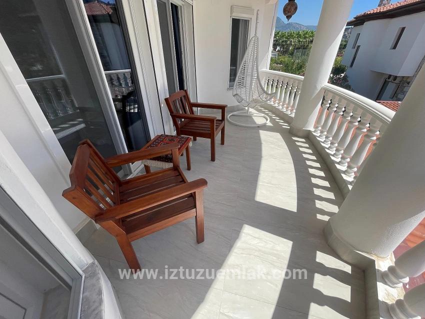 Dalyan Gülpınar'da 720m2 Arsa İçinde 4+1 Satılık Villa
