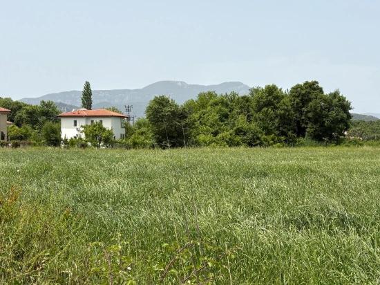 Okçular Marmarlı'da 2100 M2 Satılık Arsa