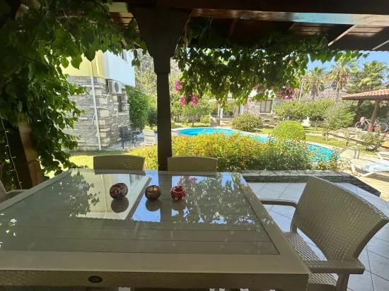 Dalyan Gülpınar'da Site İçerisinde 2+1 Satılık Villa