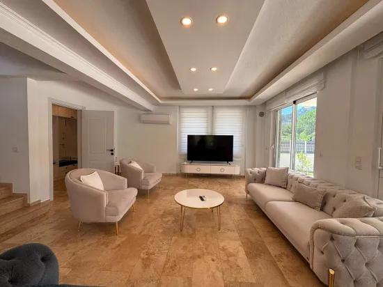 Dalyan'da 4+1 Satılık Villa
