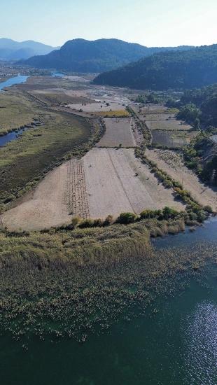 Çandır'da Göle Sıfır 3210m2 Satılık 2b Arazisi