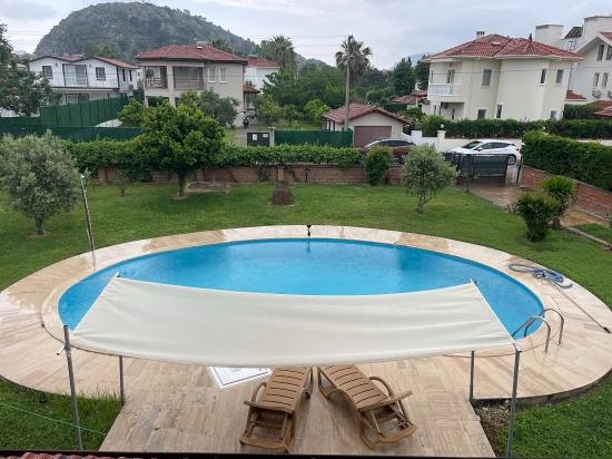 Dalyan'da 1000m2 Arsa İçerisinde 4+1 Satılık Villa