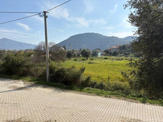 Köyceğiz Çandır Köyü'de Hisseli Rızai Taksimli 2.023m2 Satılık Tarla