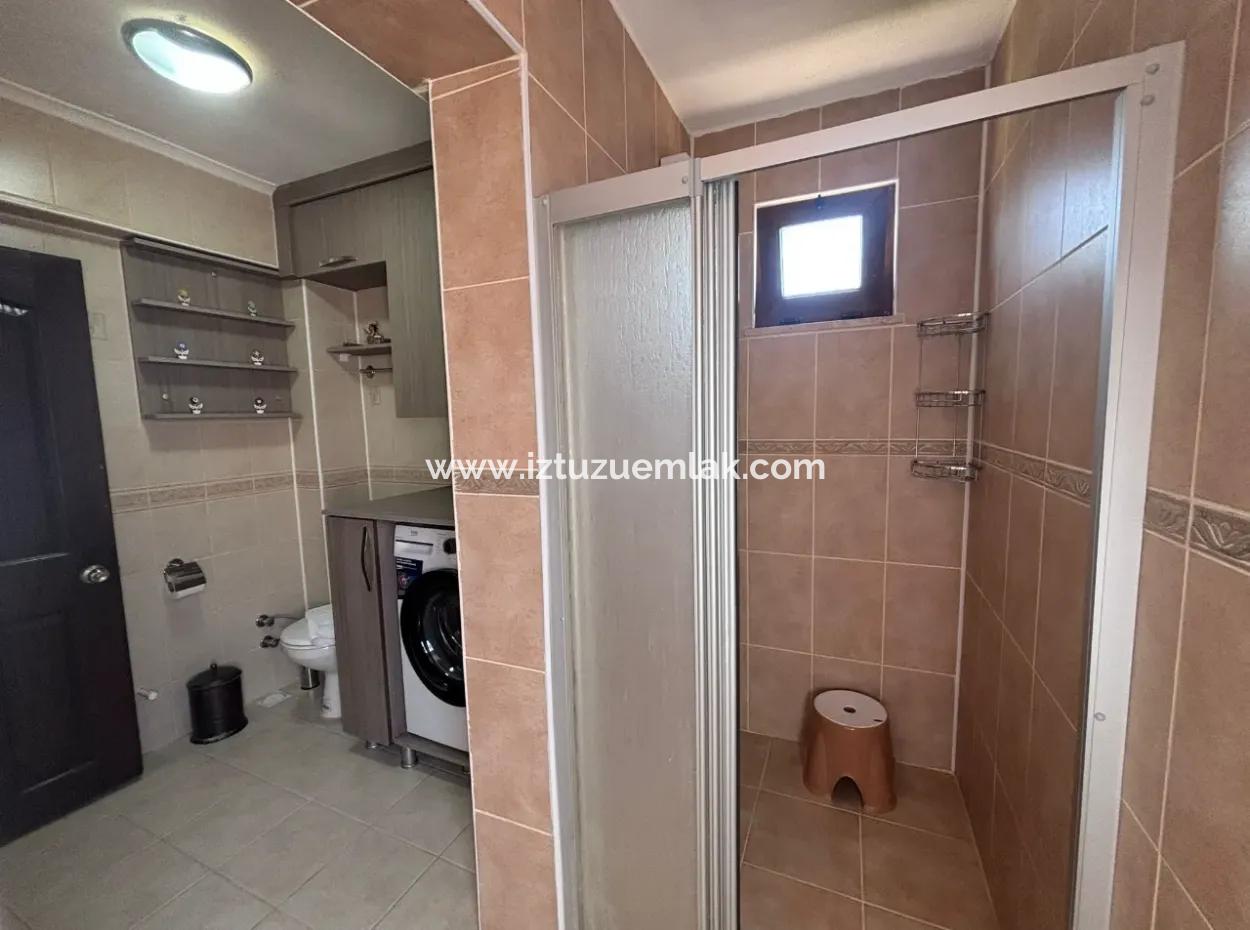 Dalyan Merkezde 301M2 Arsa İçerisinde 5+1 Satılık Villa