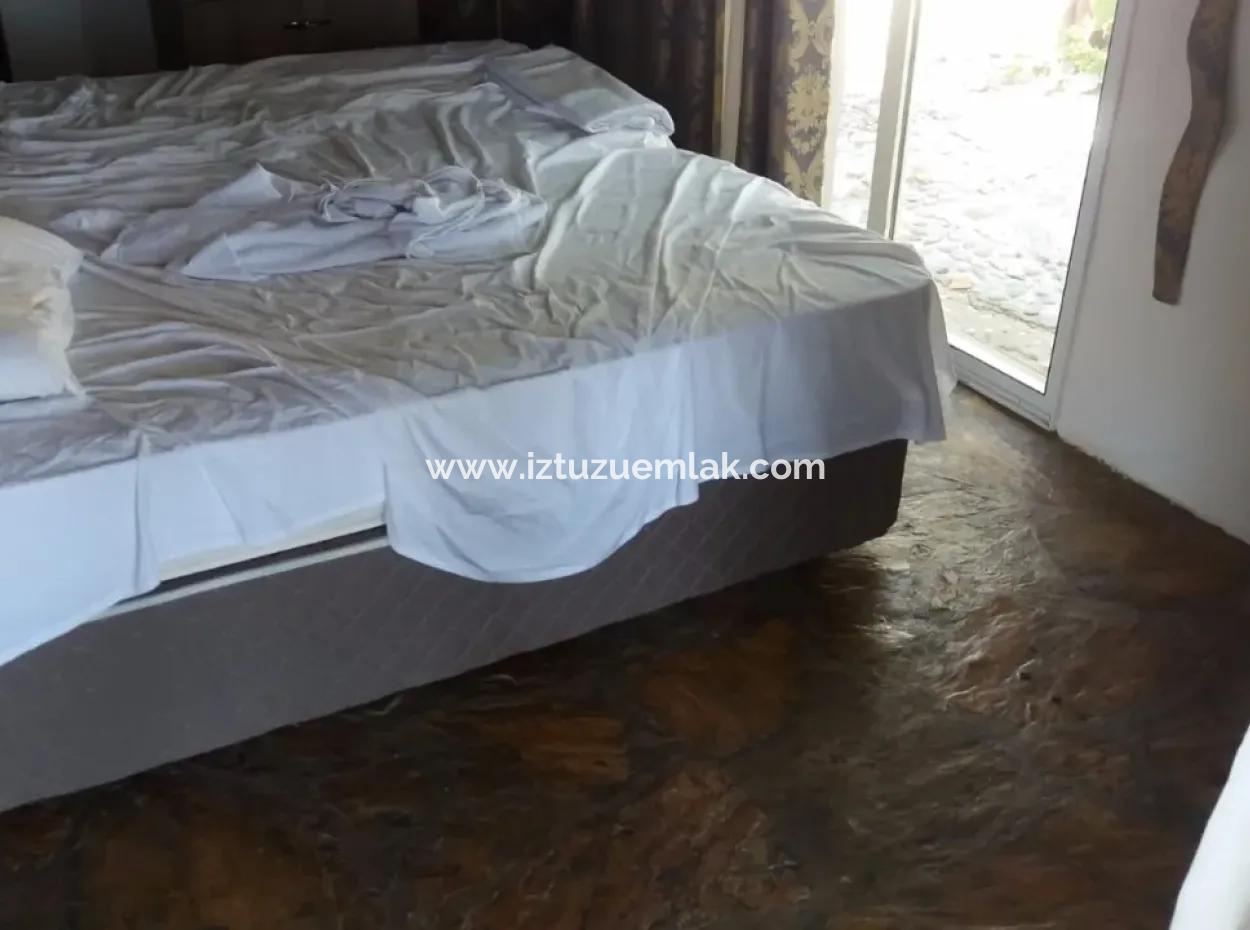 Bozburunda Satılık Villa Denize Sıfır Satılık Özel Koy