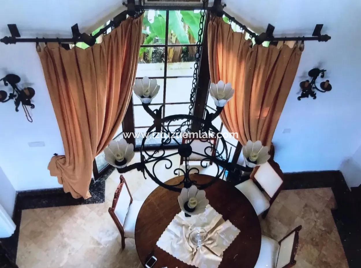 Marmaris Çamlı 3+1 Satılık Villa