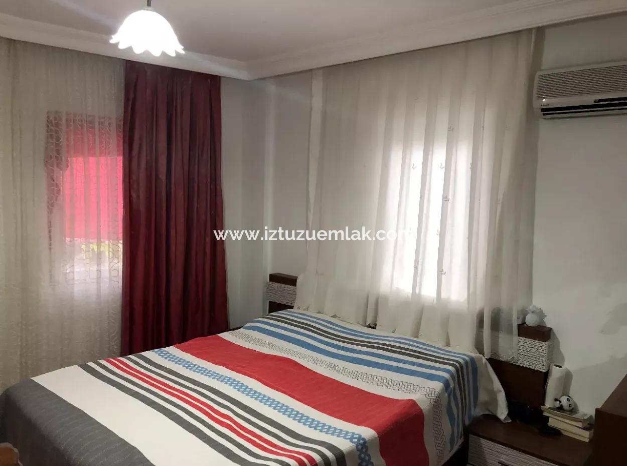 Okçular'da 1222M2 Arsa İçerisinde Satılık Tek Katlı Müstakil Ev