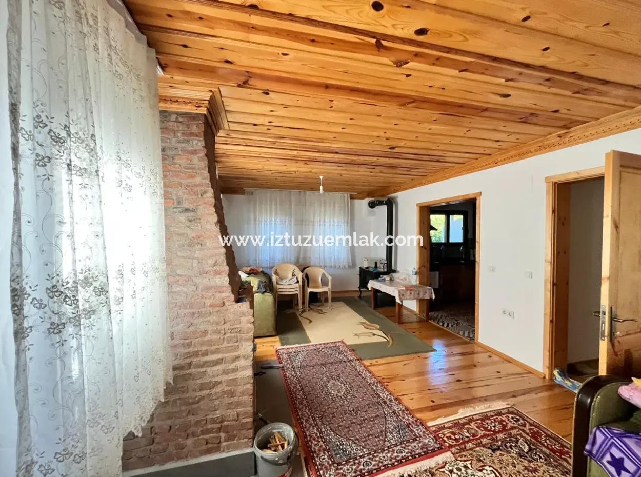 Çandır'da 5000M2 Arsa İçinde Satılık Tek Katlı Ev