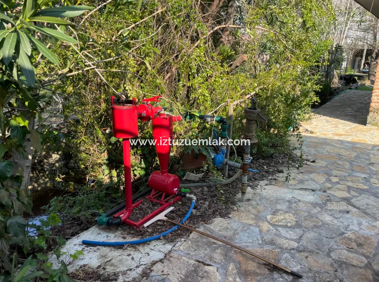 Eskiköy'de 2882 M2 Arsa İçerisinde Müstakil Satılık Tek Katlı Ev